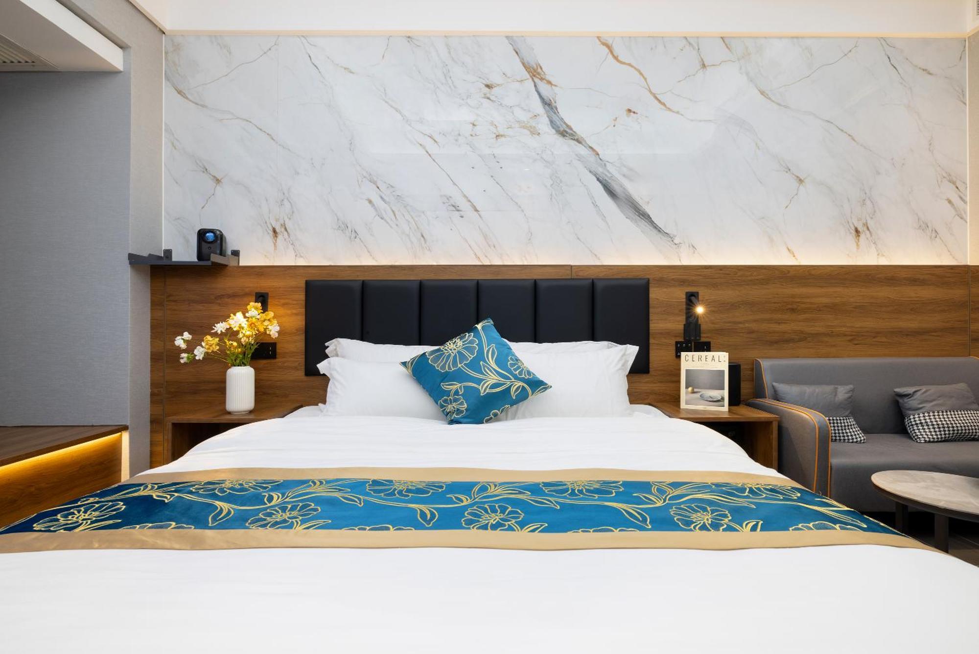 Xingyin Cloudy Hotel Guangzhou Changgang Subway Station - Free Shuttle Bus To Canton Fair Complex During Canton Fair Period Bagian luar foto