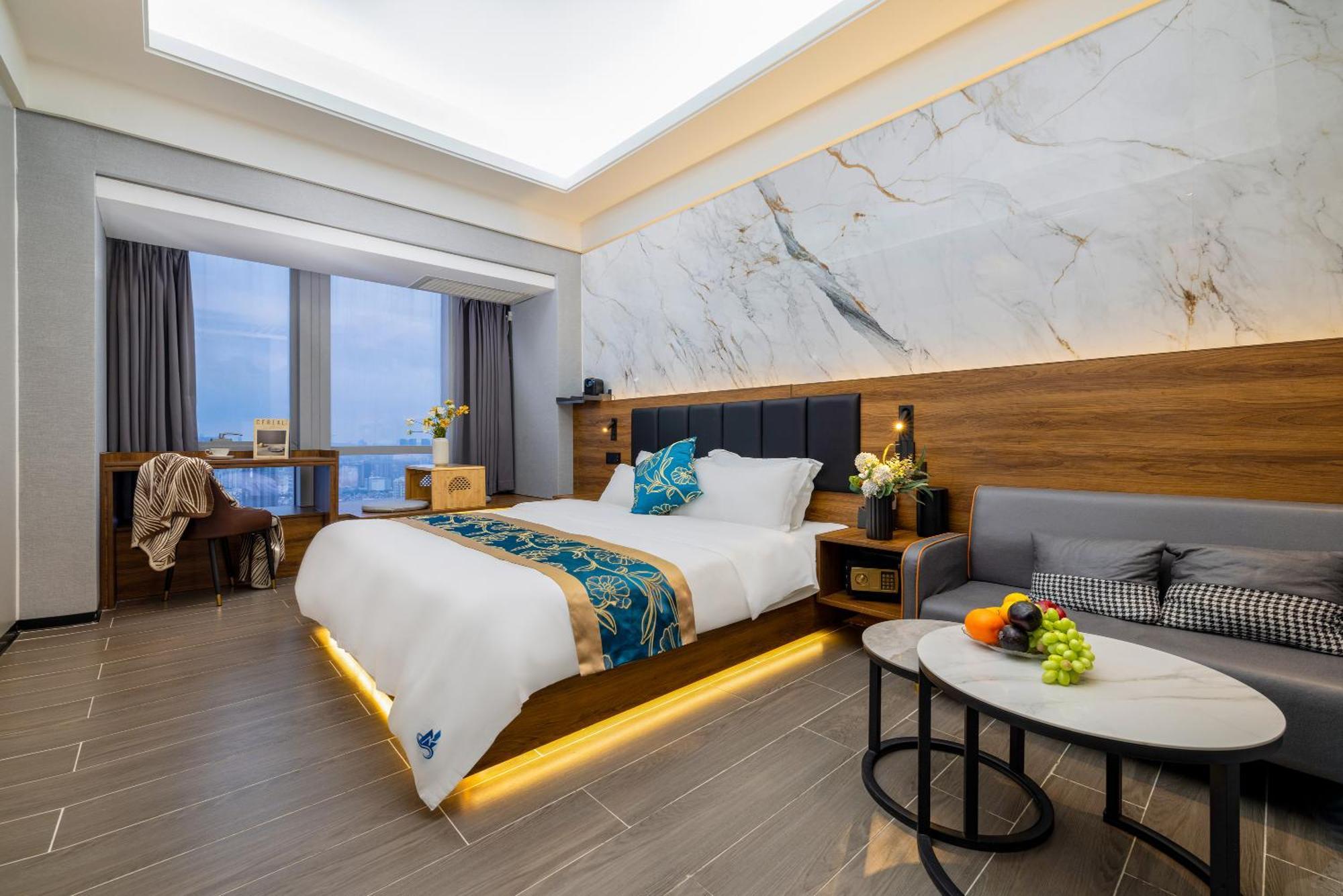 Xingyin Cloudy Hotel Guangzhou Changgang Subway Station - Free Shuttle Bus To Canton Fair Complex During Canton Fair Period Bagian luar foto