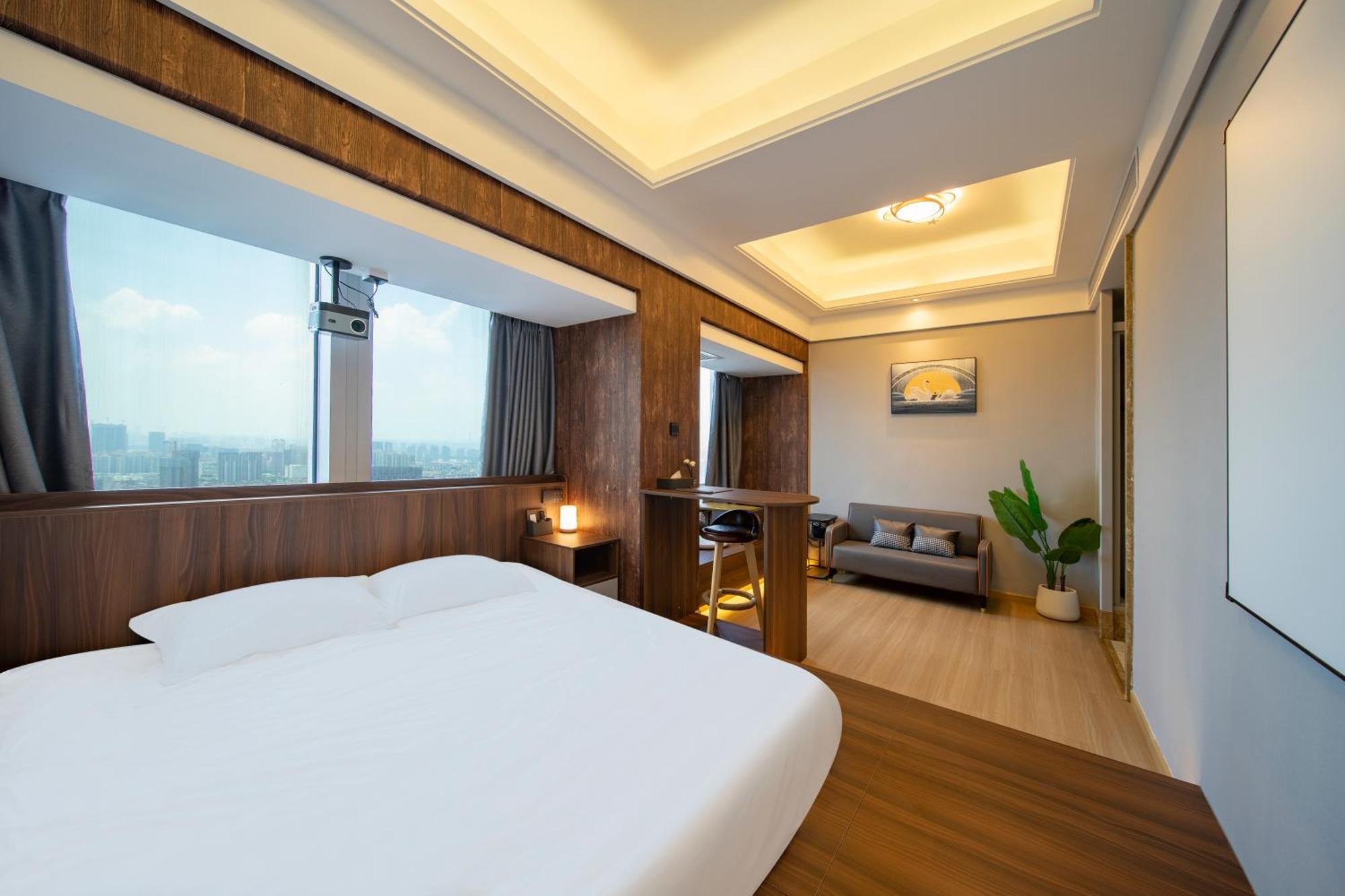 Xingyin Cloudy Hotel Guangzhou Changgang Subway Station - Free Shuttle Bus To Canton Fair Complex During Canton Fair Period Bagian luar foto